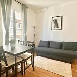 Spacious Flat Near Montparnasse Bausset 4Th