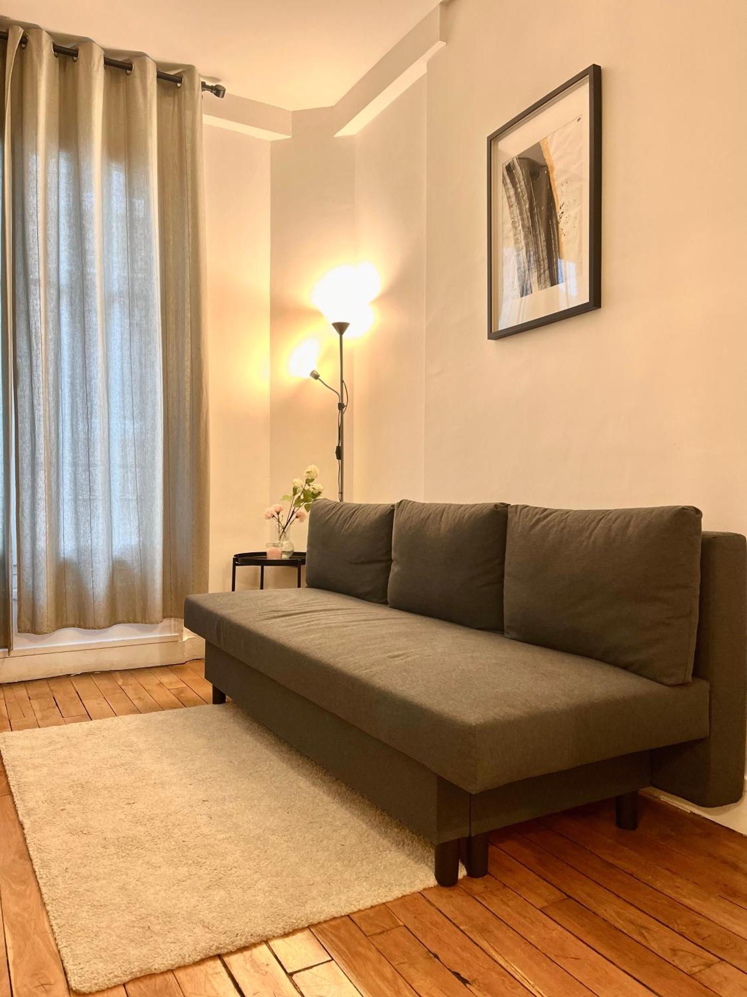 Spacious Flat Near Montparnasse Bausset 4th * Parigi