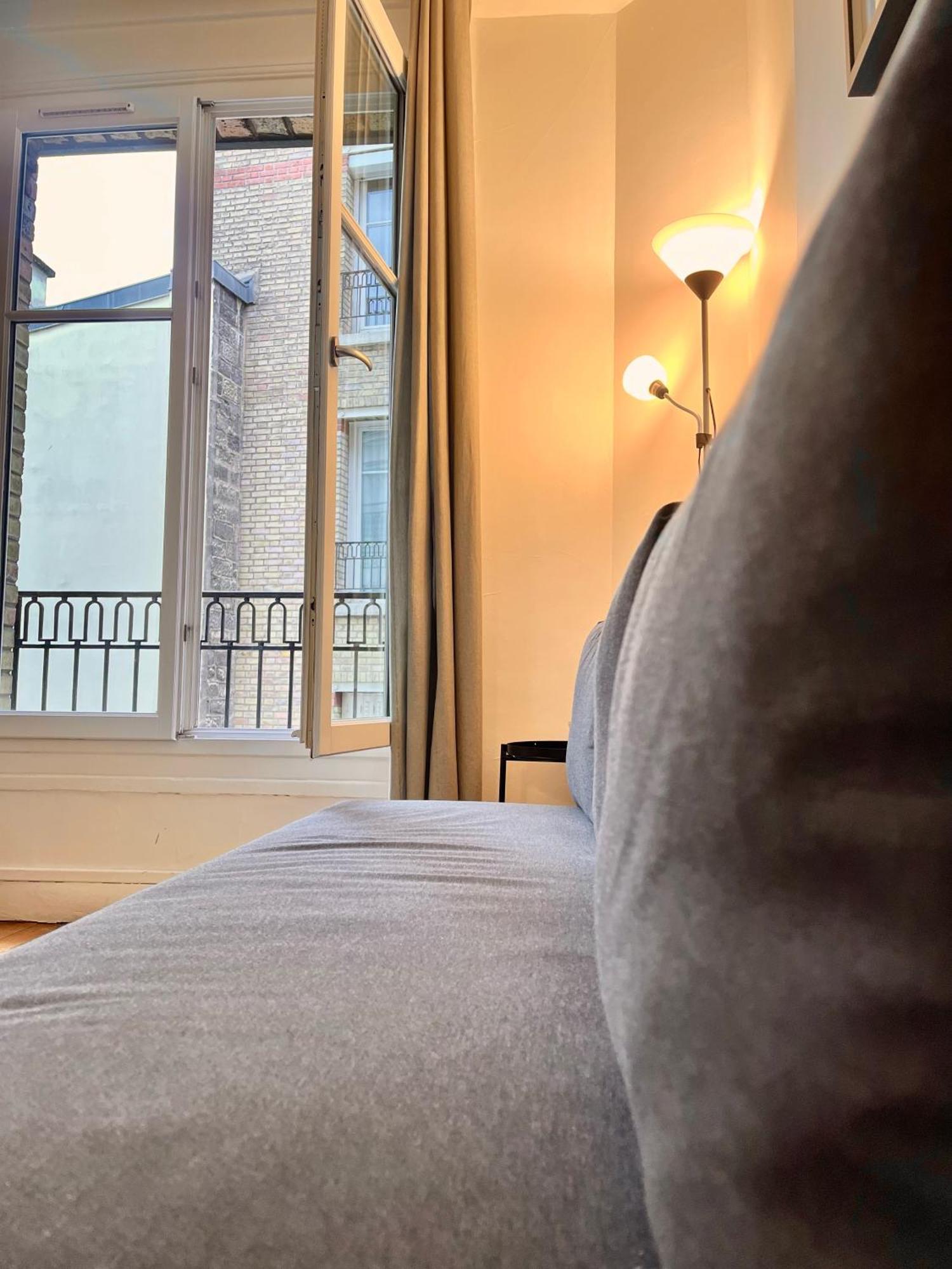 Spacious Flat Near Montparnasse Bausset 4th *