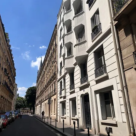 Spacious Flat Near Montparnasse Bausset 4th Parigi