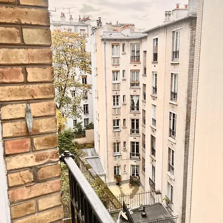 Spacious Flat Near Montparnasse Bausset 4th * Parigi