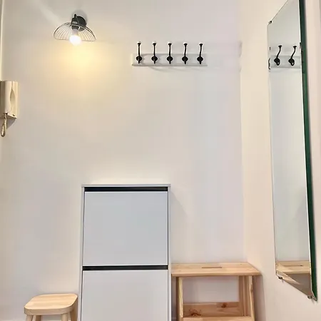 Spacious Flat Near Montparnasse Bausset 4th * Parigi