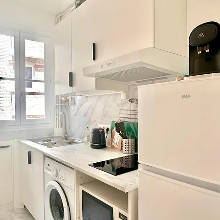 Spacious Flat Near Montparnasse Bausset 4th Parigi